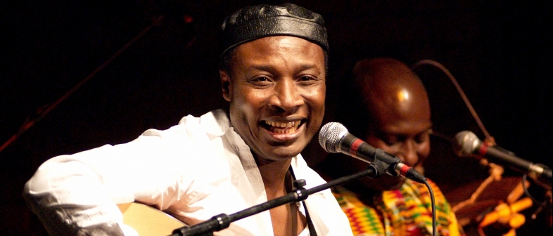 Adjirij Odametey DZEN - African World Music